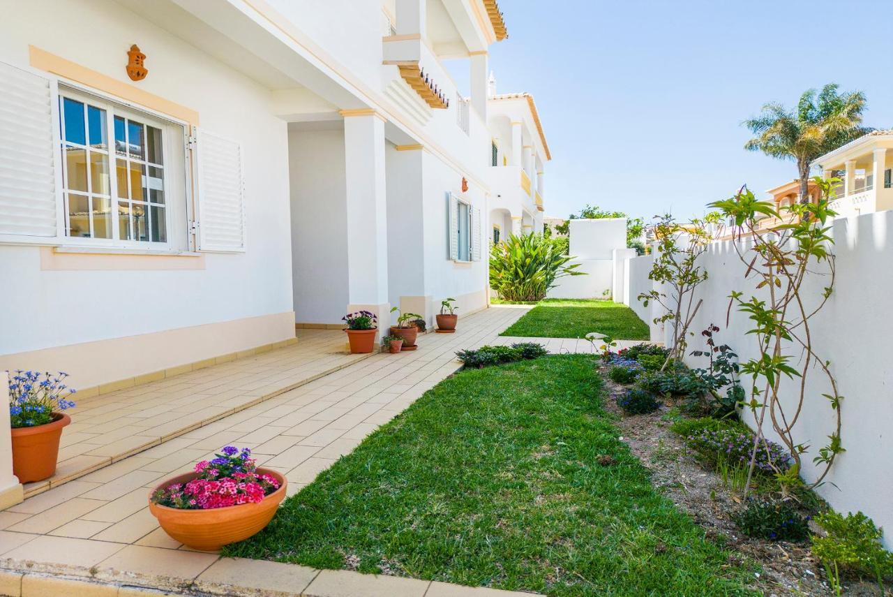 לאגוּ‏ש Q - Casa Do Topo Guesthouse מראה חיצוני תמונה