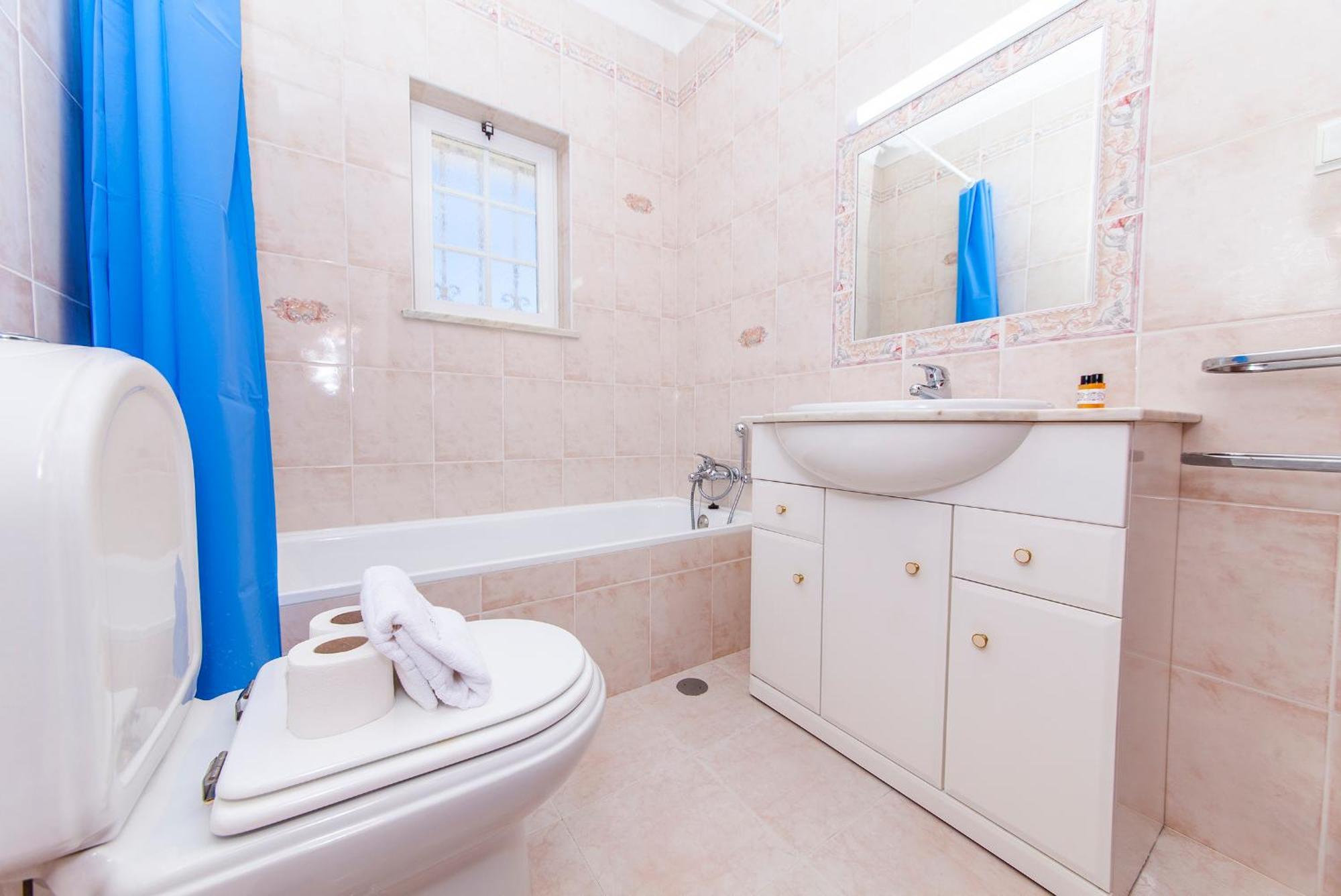 לאגוּ‏ש Q - Casa Do Topo Guesthouse חדר תמונה